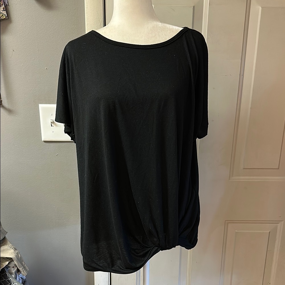 Maurices Black Relaxed Fit Short Sleeve T-Shirt with front knot